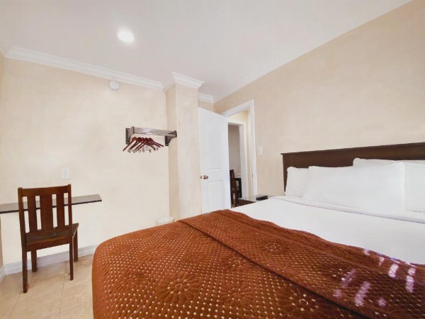 Nite Inn at Universal City - Walking Distance to Universal Studios Hollywood image 30