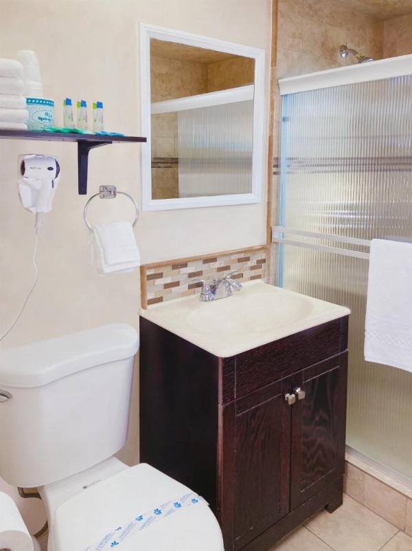 Nite Inn at Universal City - Walking Distance to Universal Studios Hollywood image 34